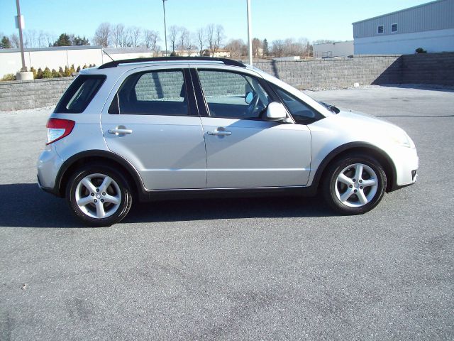 2007 Suzuki SX4 EX - DUAL Power Doors