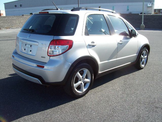 2007 Suzuki SX4 EX - DUAL Power Doors