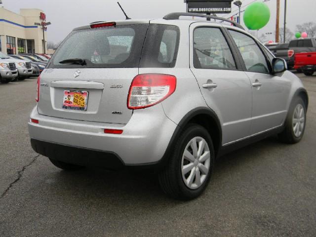 2010 Suzuki SX4 Crossover W/leather