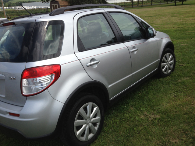 2010 Suzuki SX4 Crossover Unlimited X Sport Utility 4 Dr