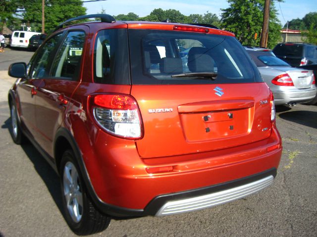 2011 Suzuki SX4 Crossover XL SLT 2WD