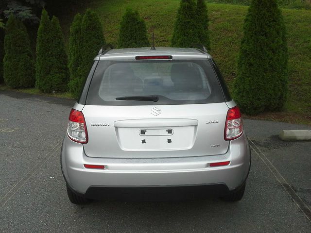 2011 Suzuki SX4 Crossover Awd-automatic-suv-leather/roof