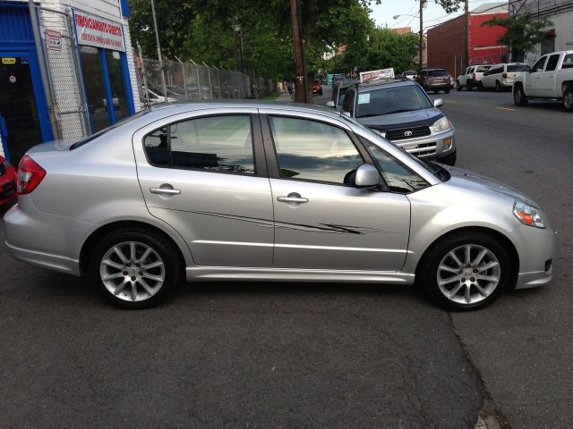 2008 Suzuki SX4 Sedan Sport Quattro