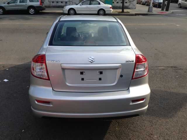 2008 Suzuki SX4 Sedan Sport Quattro