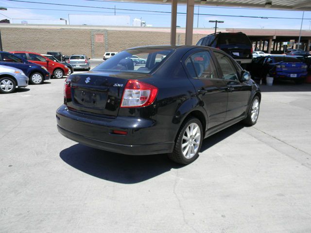 2008 Suzuki SX4 Sedan Sport Quattro