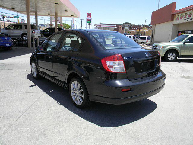 2008 Suzuki SX4 Sedan Sport Quattro