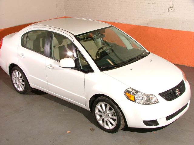 2011 Suzuki SX4 Sedan Wolfsburg PKG