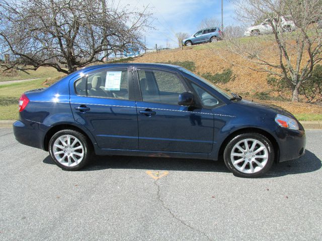 2011 Suzuki SX4 Sedan Wolfsburg PKG