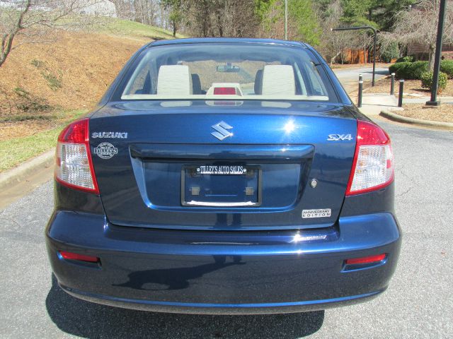 2011 Suzuki SX4 Sedan Wolfsburg PKG