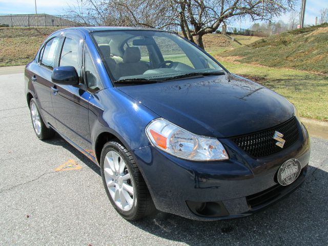 2011 Suzuki SX4 Sedan Wolfsburg PKG