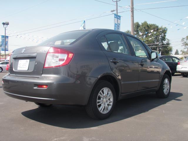 2012 Suzuki SX4 Sedan LTZ W/nav