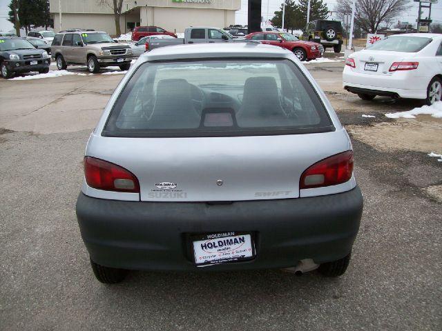 1999 Suzuki Swift Base