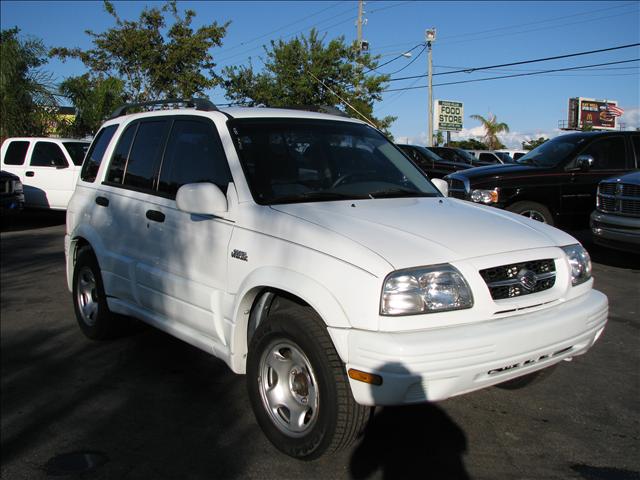 2000 Suzuki Vitara V6 Moonroof