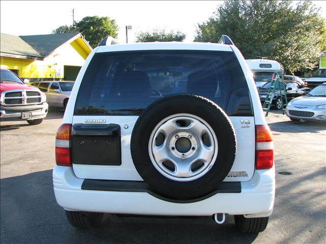 2000 Suzuki Vitara V6 Moonroof