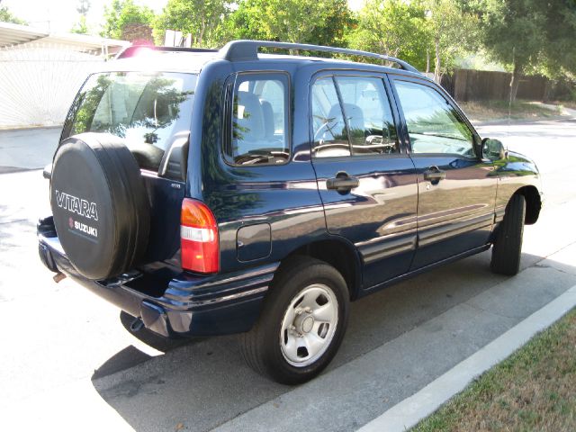 2003 Suzuki Vitara Volante S