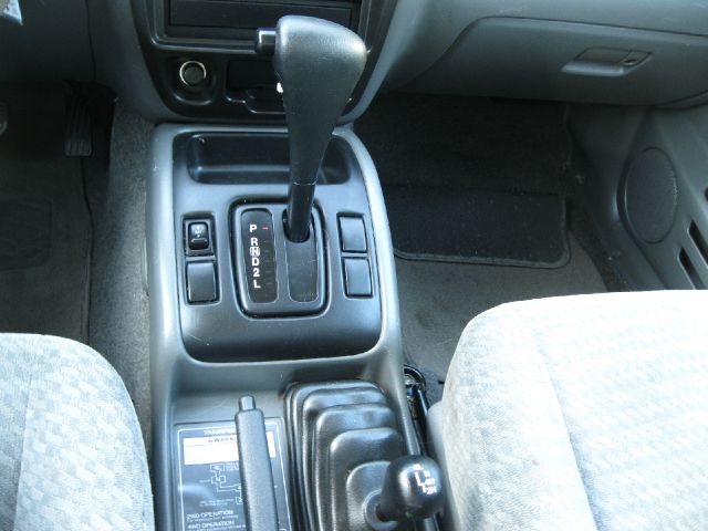 2003 Suzuki Vitara Volante S