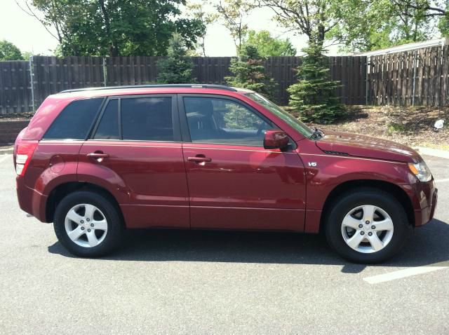 2006 Suzuki Vitara 1500 Extended Cargo Clean