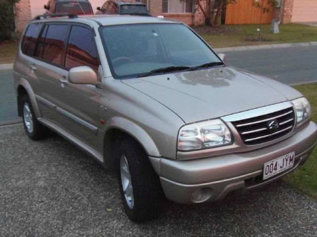 2001 Suzuki XL-7 Wagon 300te AUTO