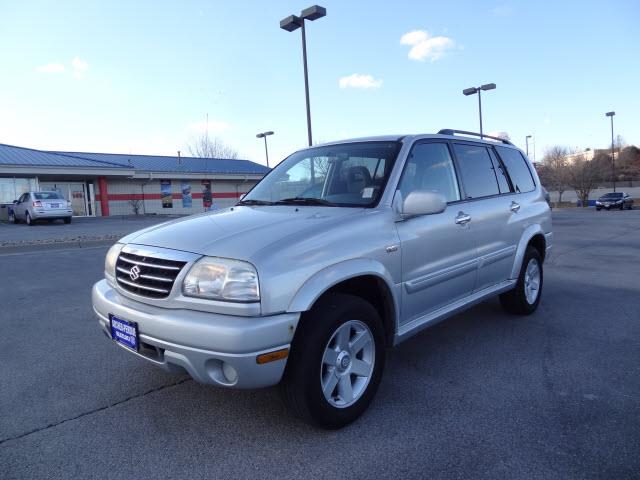 2001 Suzuki XL-7 HD Reg Cab 131.5 WB C6P