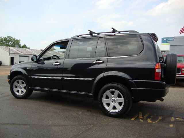 2002 Suzuki XL-7 Ram 3500 Diesel 2-WD