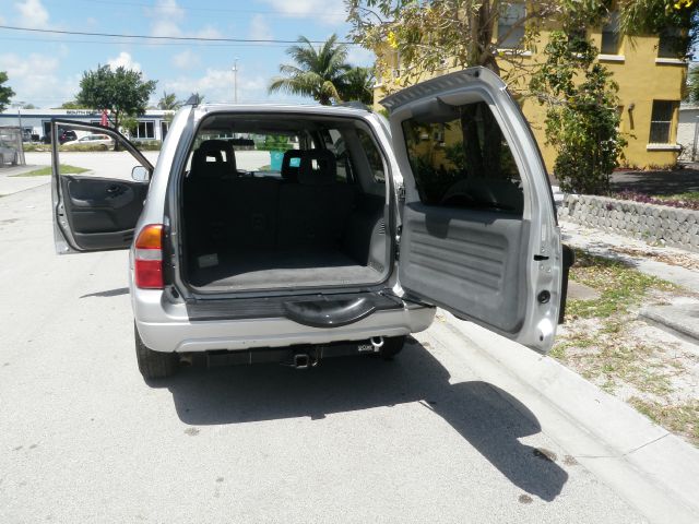 2002 Suzuki XL-7 Wagon 300te AUTO