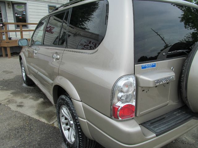 2004 Suzuki XL-7 4x4 Styleside Lariat