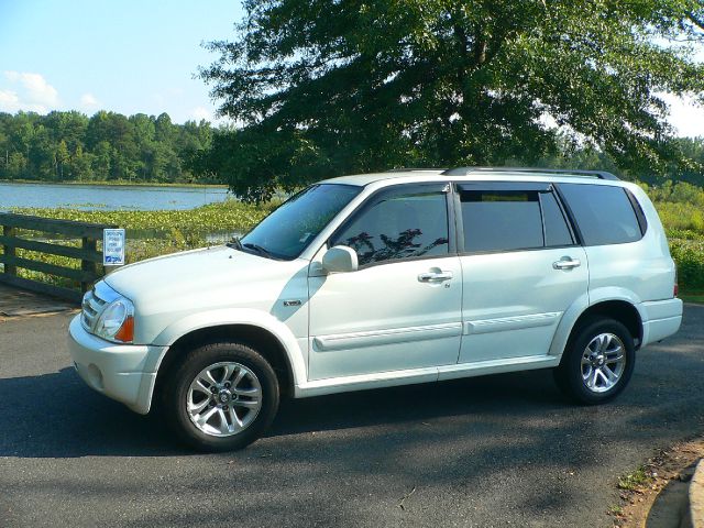 2005 Suzuki XL-7 LS Truck