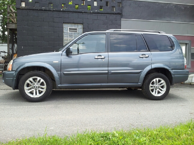 2005 Suzuki XL-7 CREW CAB