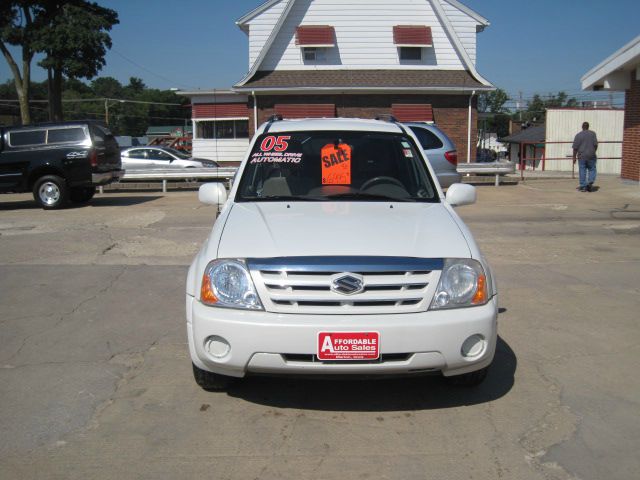 2005 Suzuki XL-7 LS Truck