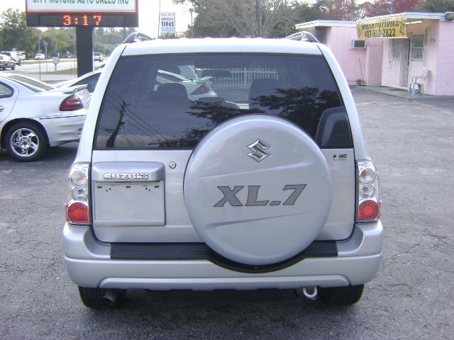 2005 Suzuki XL-7 Unknown