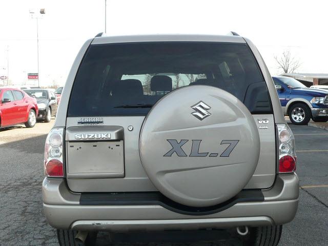 2005 Suzuki XL-7 Unknown