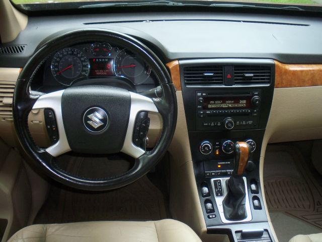 2007 Suzuki XL-7 Quadcab Laramie SLT