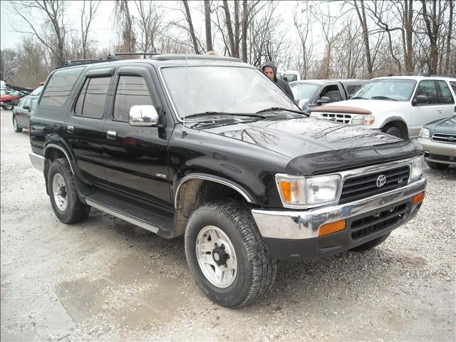 1995 Toyota 4Runner SLT 25