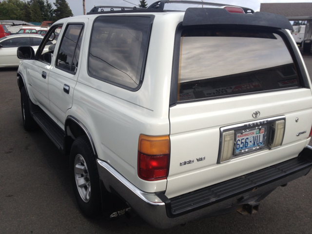 1995 Toyota 4Runner 4dr I4 Man LX-P