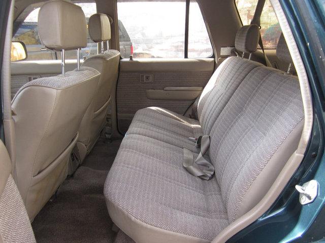 1995 Toyota 4Runner SLT 25