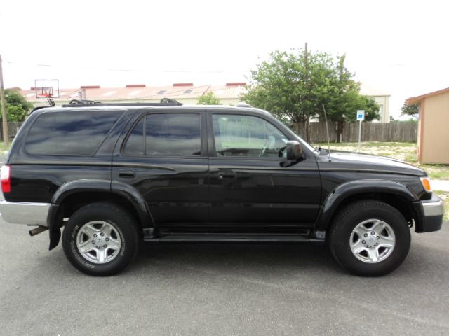 2001 Toyota 4Runner 3.8L MUST Seeone Owner Clean Carfax Sedan