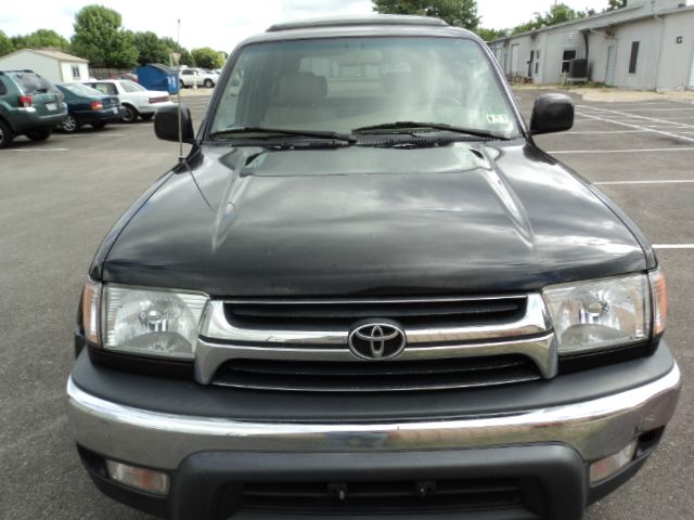 2001 Toyota 4Runner 3.8L MUST Seeone Owner Clean Carfax Sedan