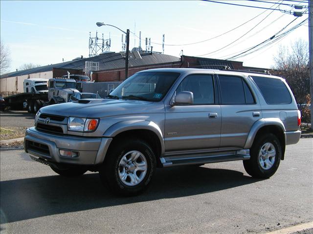 2002 Toyota 4Runner XLT - 4X4 Sharp