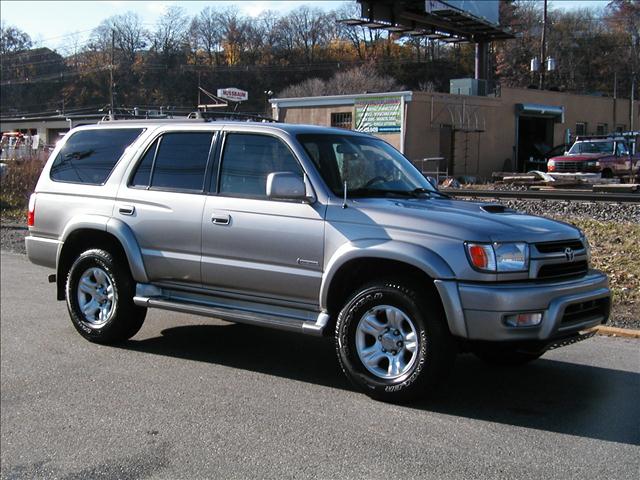 2002 Toyota 4Runner XLT - 4X4 Sharp