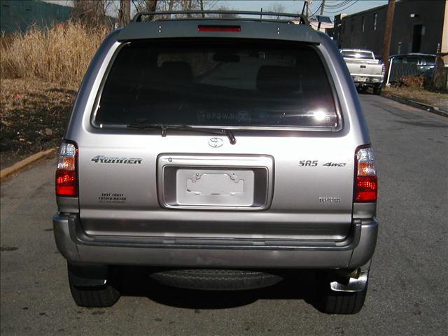 2002 Toyota 4Runner XLT - 4X4 Sharp