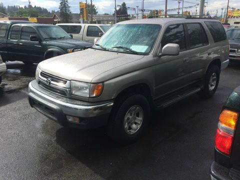 2002 Toyota 4Runner 4dr Sdn 750li Xdrive AWD Sedan