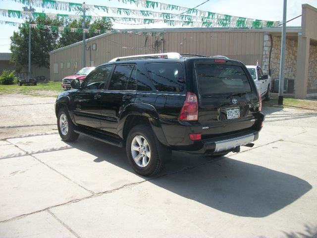 2004 Toyota 4Runner LTZ, DVD, NAV, SUN Roof, Loade