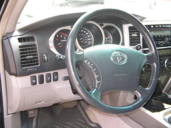 2004 Toyota 4Runner SLT 25