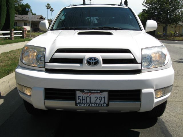 2004 Toyota 4Runner LTZ, DVD, NAV, SUN Roof, Loade