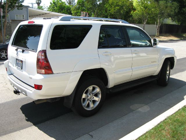 2004 Toyota 4Runner LTZ, DVD, NAV, SUN Roof, Loade