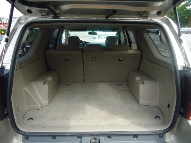 2004 Toyota 4Runner LTZ, DVD, NAV, SUN Roof, Loade