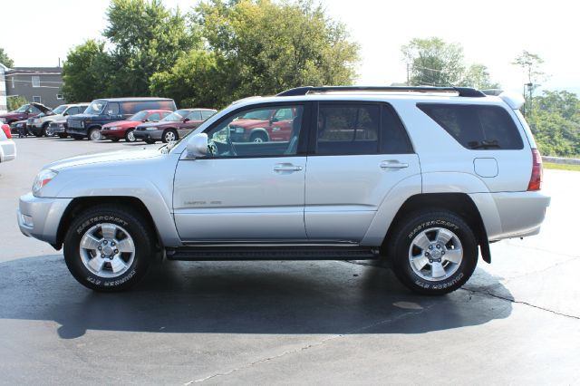 2005 Toyota 4Runner SLT 25