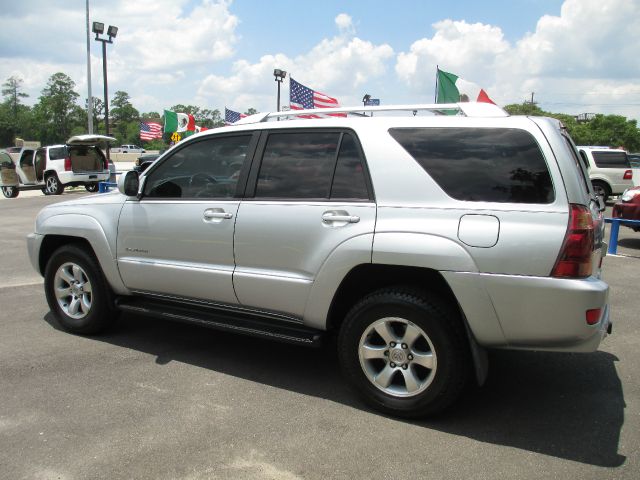 2005 Toyota 4Runner WOW ONE Owner Super Clean