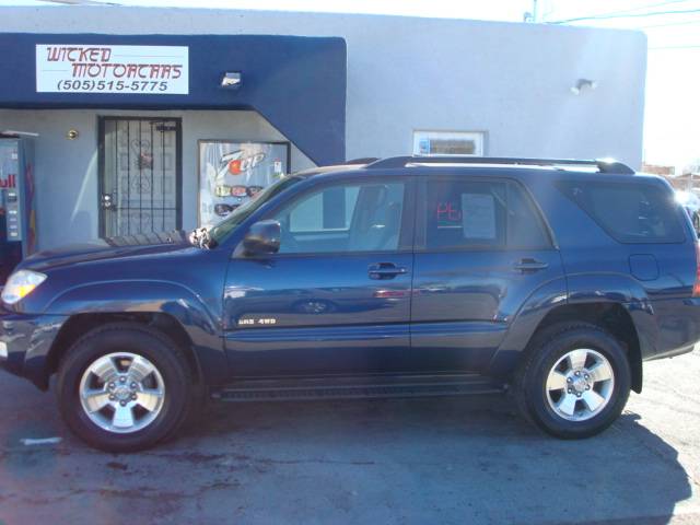 2005 Toyota 4Runner LT Pickup 4D 8 Ft