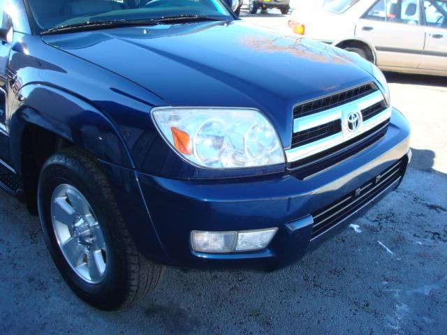 2005 Toyota 4Runner LT Pickup 4D 8 Ft